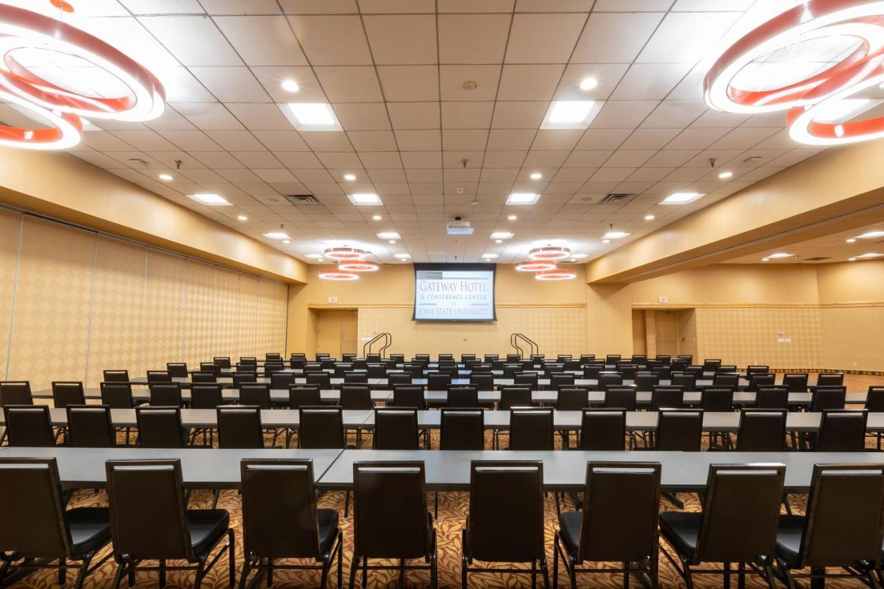 Gateway Hotel And Conference Center Эймс Экстерьер фото